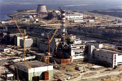 В ходе аварии на АЭС в Чернобыле высокие дозы радиоактивного облучения получила лишь часть персонала, в результате 28 человек умерли от тепловых и радиационных ожогов в течение первых 4-х месяцев после аварии. Еще 19 человек умерли до 2004 года.